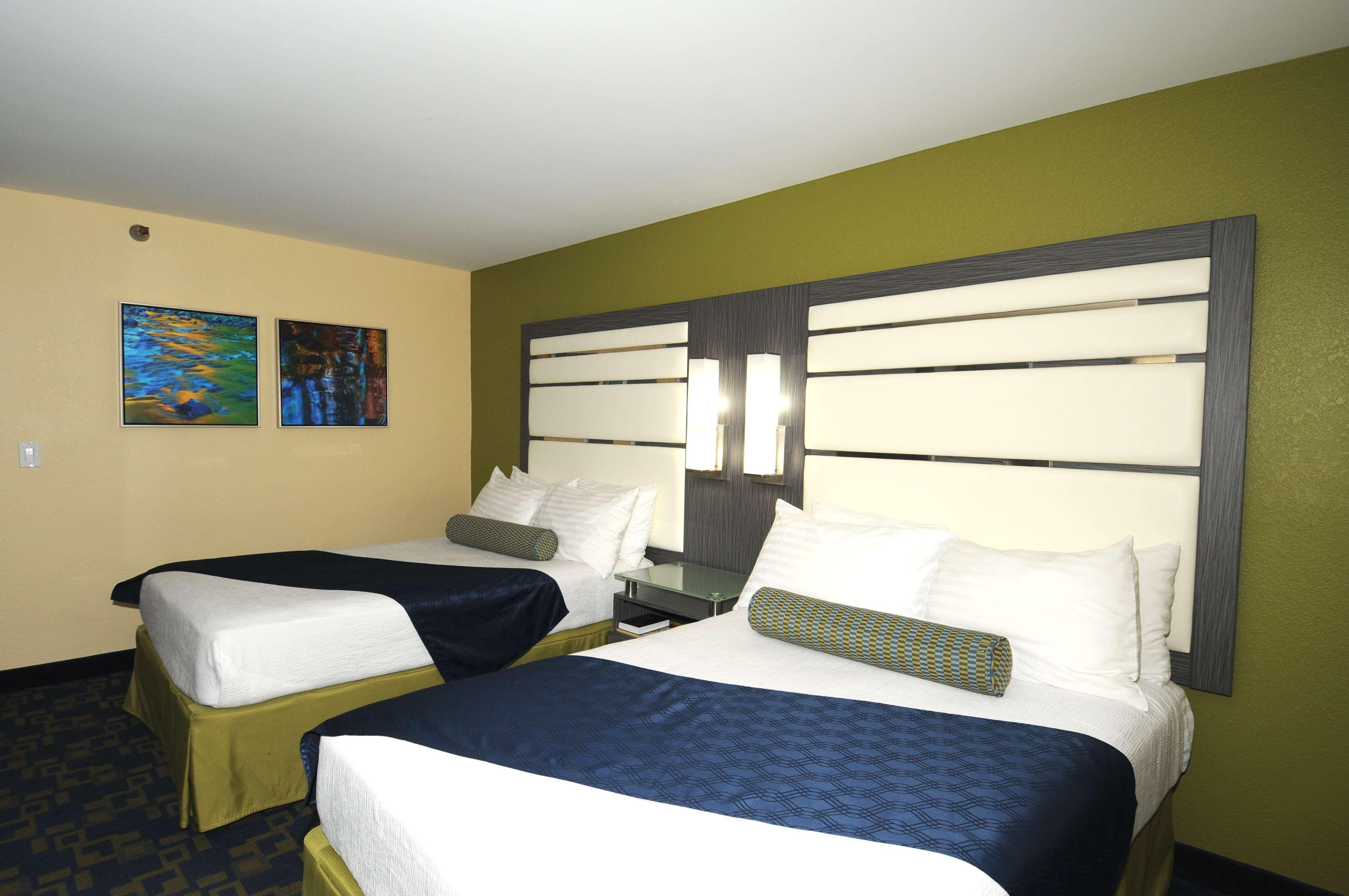 Best Western Antelope Inn & Suites Red Bluff Exterior photo