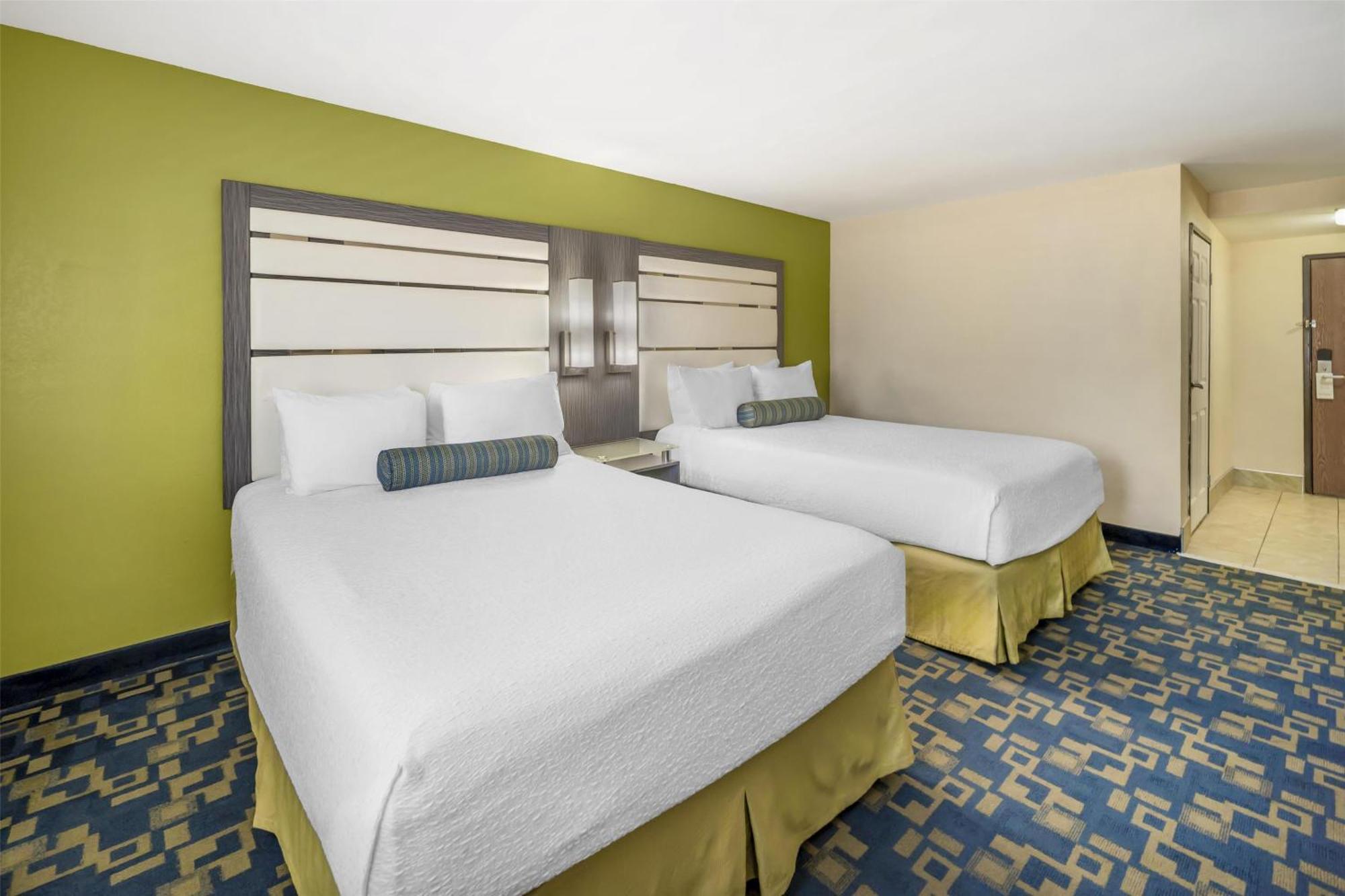 Best Western Antelope Inn & Suites Red Bluff Exterior photo