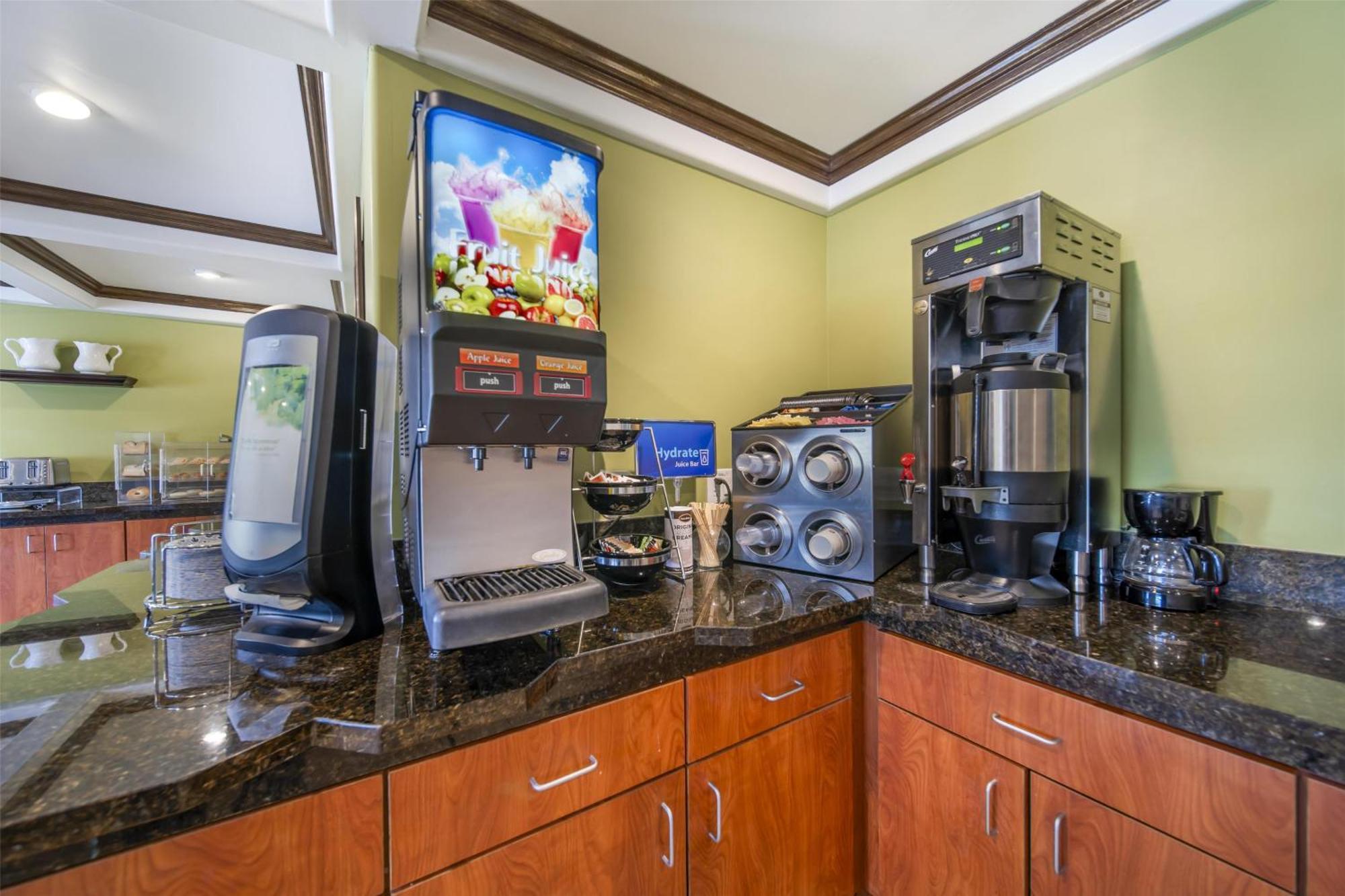 Best Western Antelope Inn & Suites Red Bluff Exterior photo
