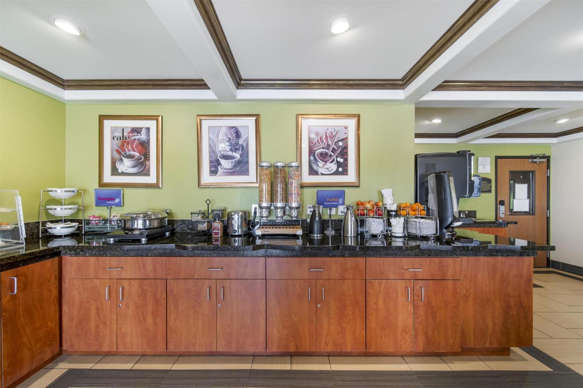 Best Western Antelope Inn & Suites Red Bluff Exterior photo